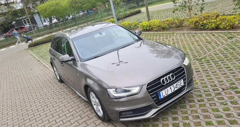 Audi A4 cena 47900 przebieg: 212300, rok produkcji 2014 z Lublin małe 742